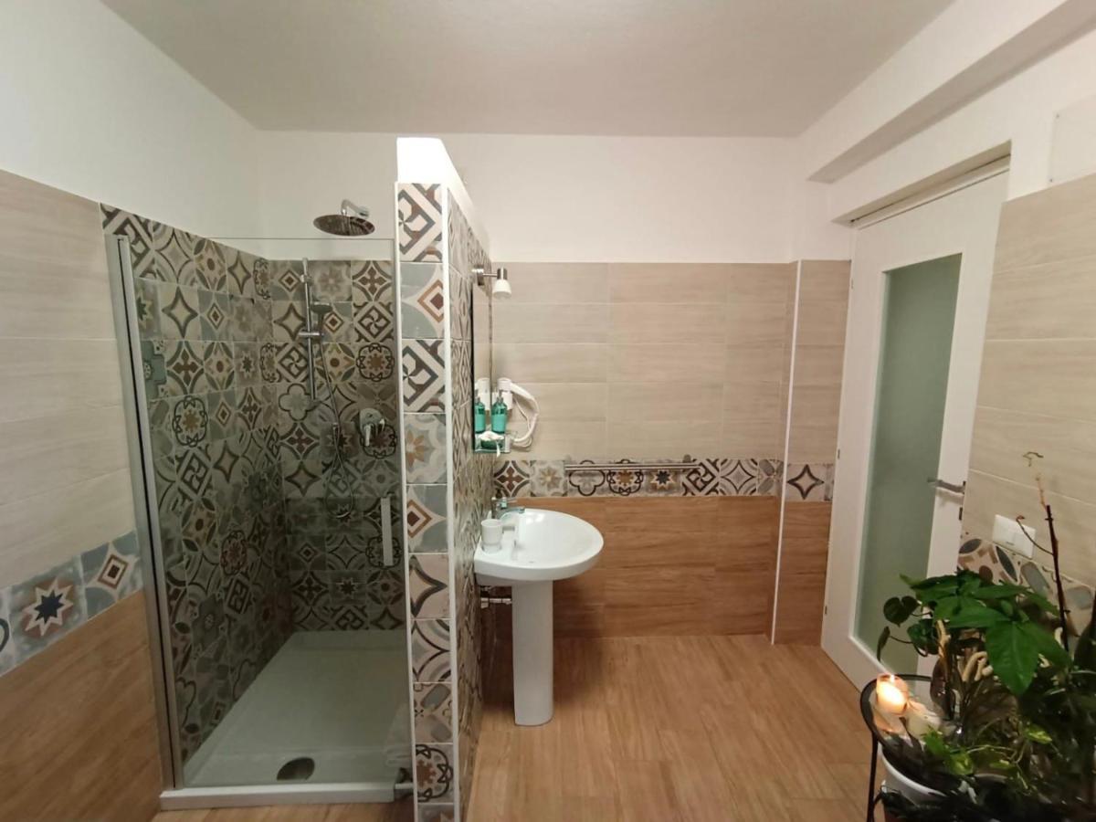 Villa Indipendente Nel Centro Di Decimomannu Extérieur photo